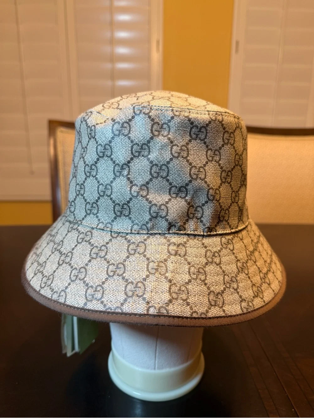 New Authentic Gucci GG Supreme Logo Leather Bucket Hat Tan Brown Size L